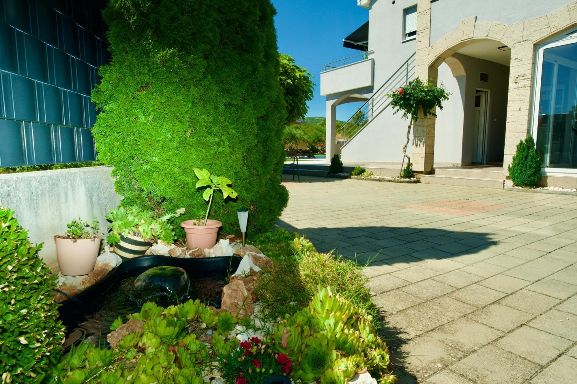 Apartment Lana Bristivica Exterior foto